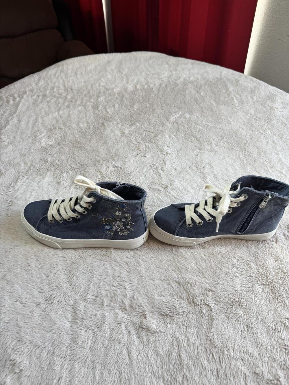 Blowfish Malibu Women's High Top Sneakers‎ with Side Zipper SZ 6M